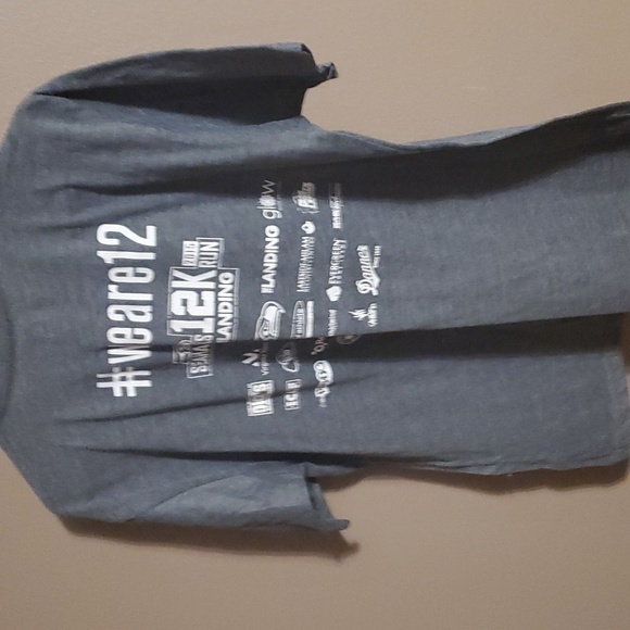 Leslie Jordan women's size large grey Seattle Seahawks short sleeve tshirt - Picture 3 of 3